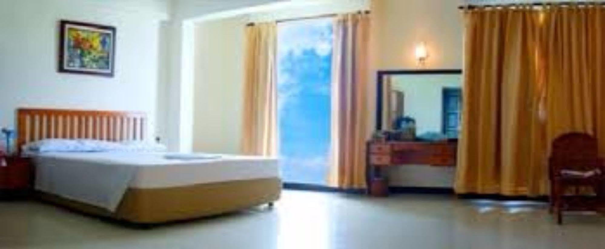 Baani Hotel Мале Экстерьер фото